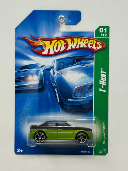Hot Wheels Treasure Hunt T-Hunt Chrysler 300C 1:64 Diecast
