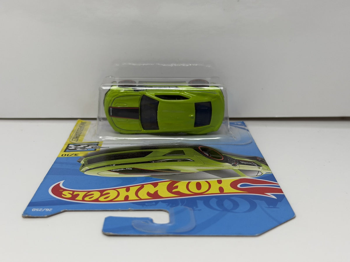 Hot Wheels HW Speed Graphics 2018 Chevrolet Camaro SS 1:64 Diecast Green