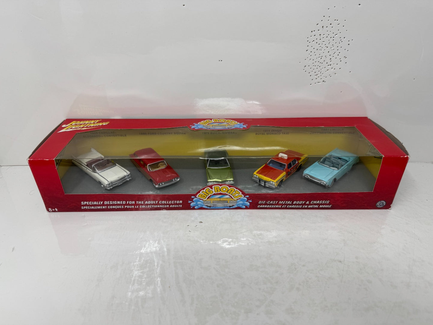 Johnny Lightning Big Boats Classic Cars 5-Car Gift Set 1:64 Diecast