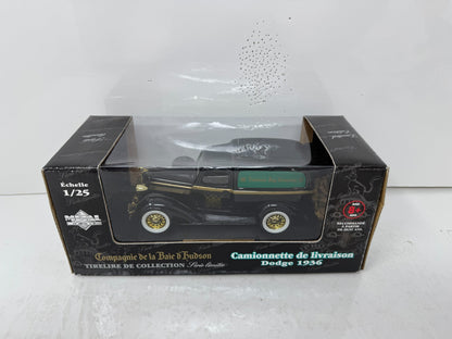 Liberty Classics Hudson's Bay 1936 Dodge Panel Van 1:25 Diecast Coin Bank