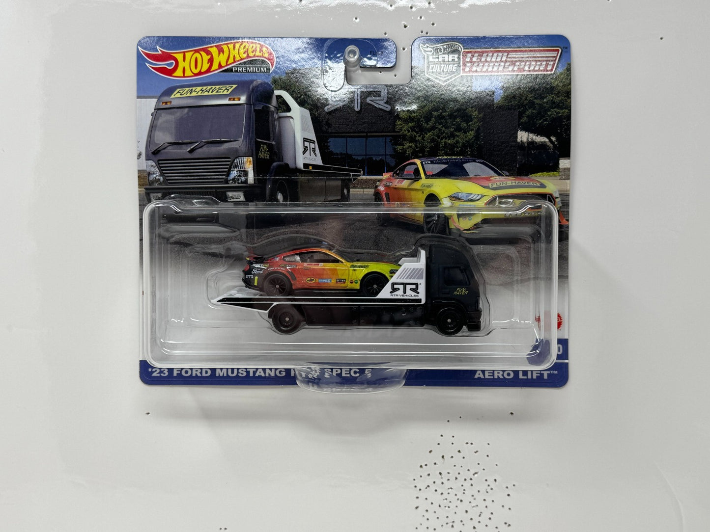 Hot Wheels Premium Team Transport #50 2023 Ford Mustang RTR Spec 5 1:64 Diecast