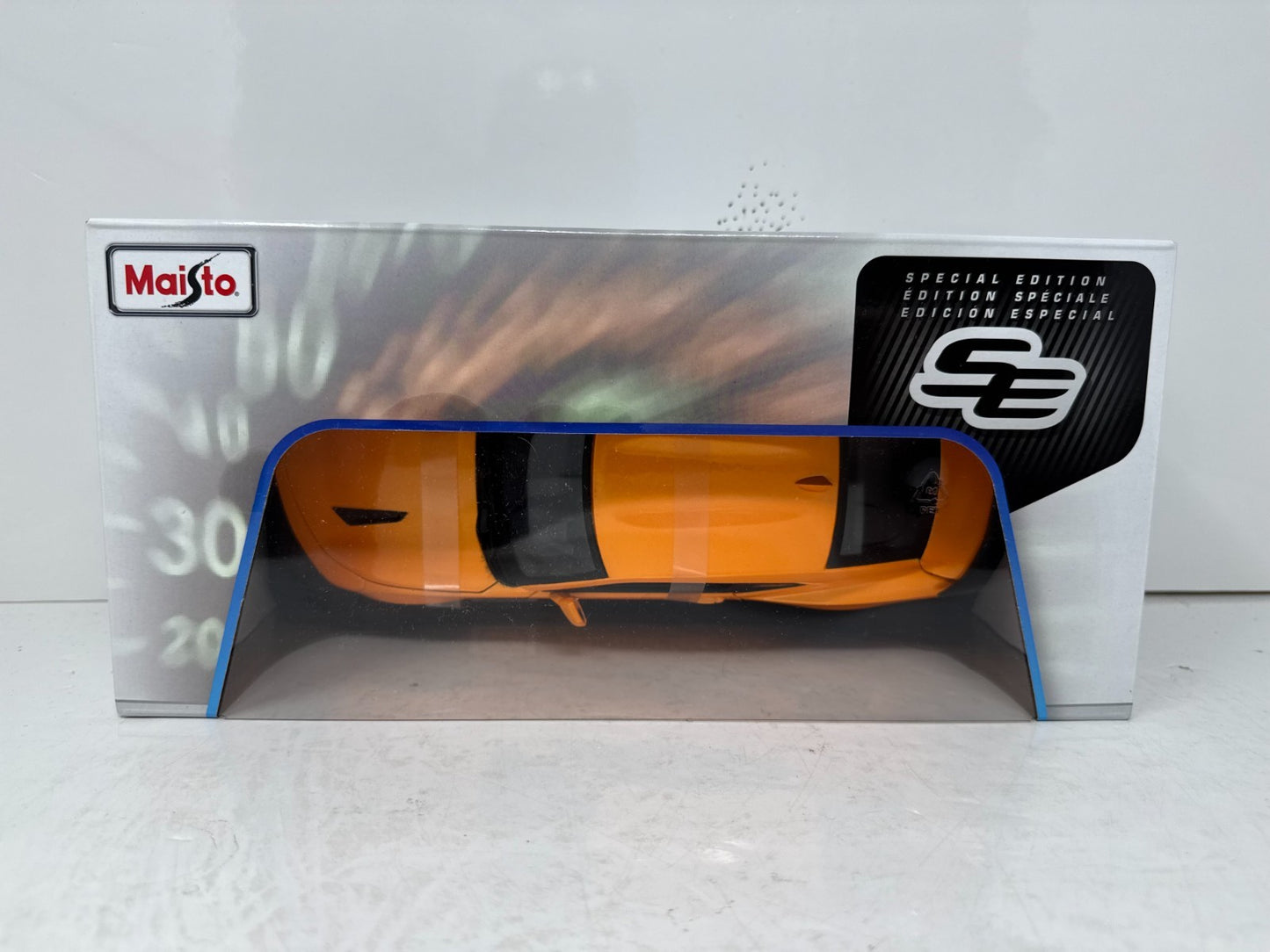 Maisto 2016 Chevrolet Camaro SS (Orange) Special Edition 1:18 Diecast