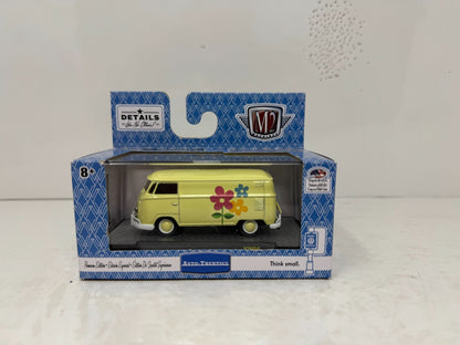M2 Machines Auto Thentics 1960 Volkswagen VW Delivery Van USA Model 1:64 Diecast