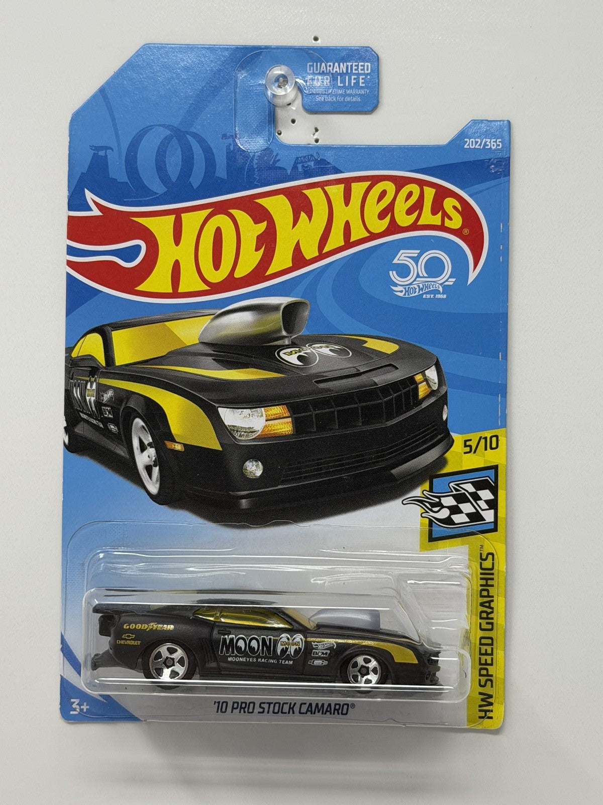 Hot Wheels Speed Graphics 2010 Chevy Pro Stock Camaro 1:64 Diecast Moon Eyes V3