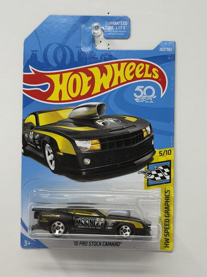 Hot Wheels Speed Graphics 2010 Chevy Pro Stock Camaro 1:64 Diecast Moon Eyes V3