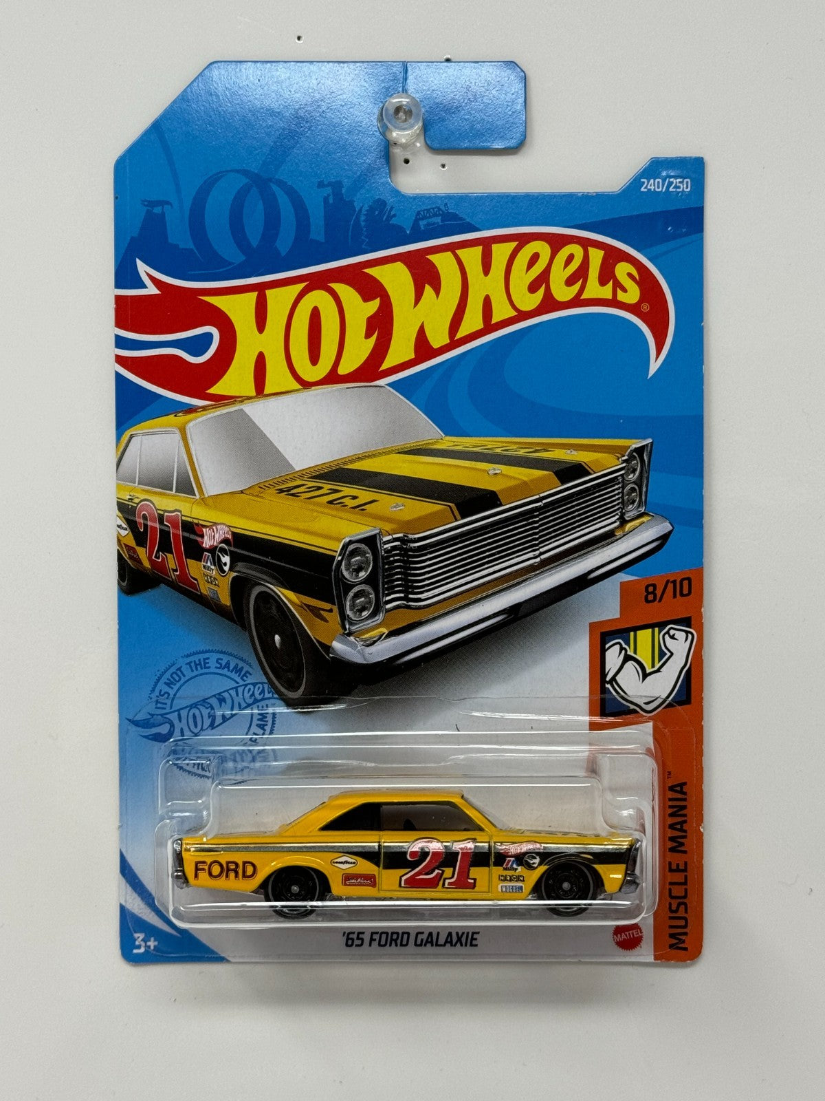 Hot Wheels Treasure Hunt Muscle Mania 1965 Ford Galaxie 1:64 Diecast
