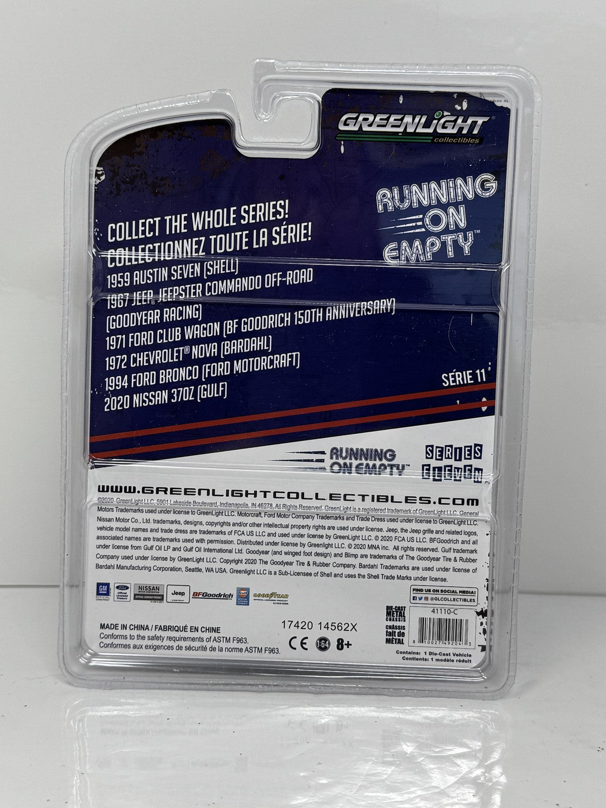 GreenLight Running On Empty 1971 Ford Club Wagon BFGoodrich 1:64 Diecast