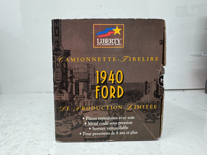 Liberty Classics Canadian Tire 1940 Ford Pickup BANK 1:24 Diecast