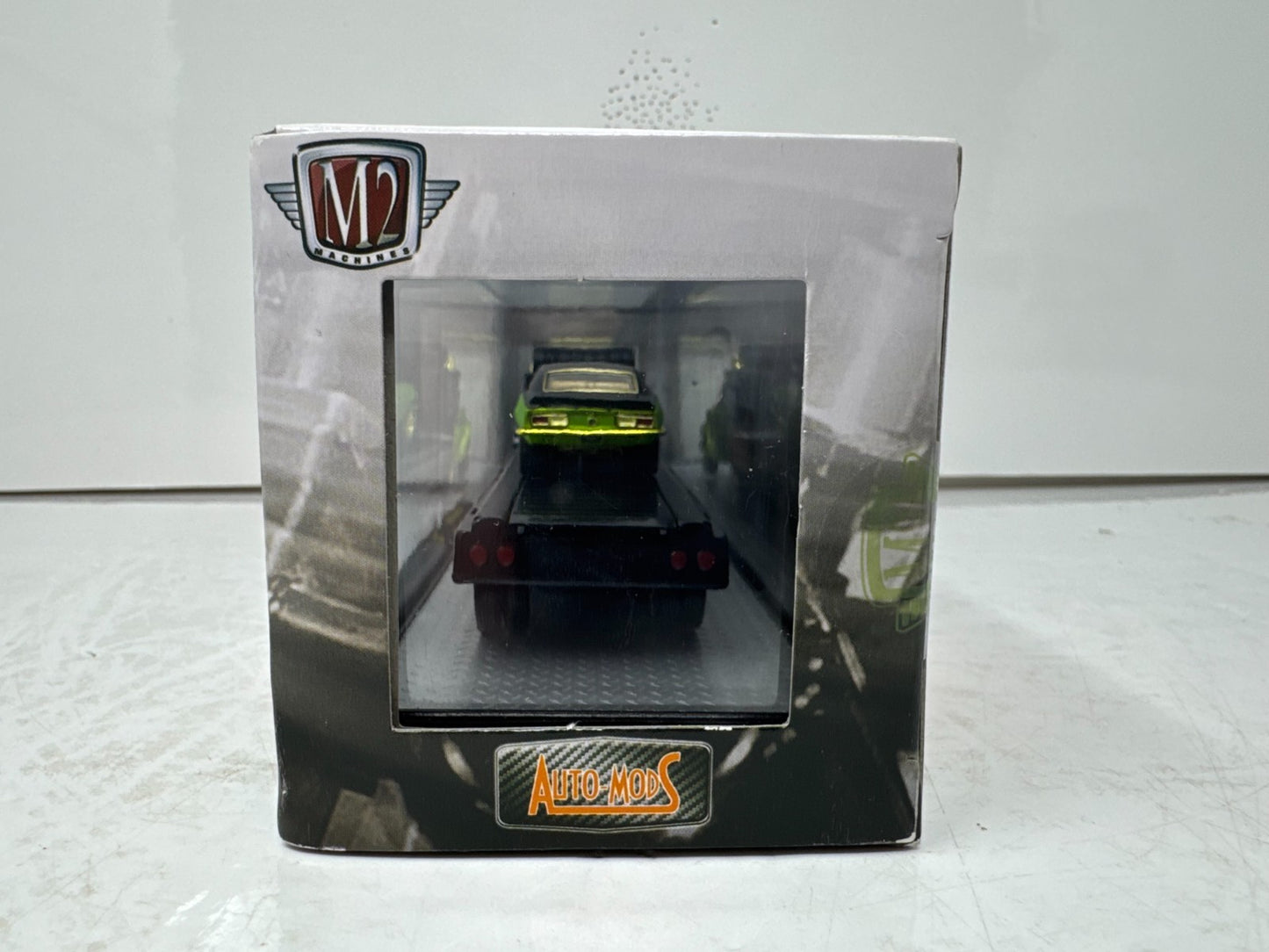 M2 Machines Auto Haulers 1960 Chevy C60 & 1968 Camaro SS CHASE 1:64 Diecast