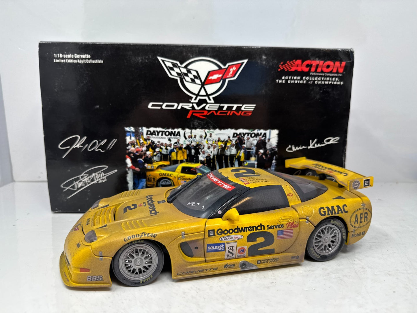 Action Racing #2 Ron Fellows GM 2001 Corvette C5R RACED VERSION 1:18 Diecast