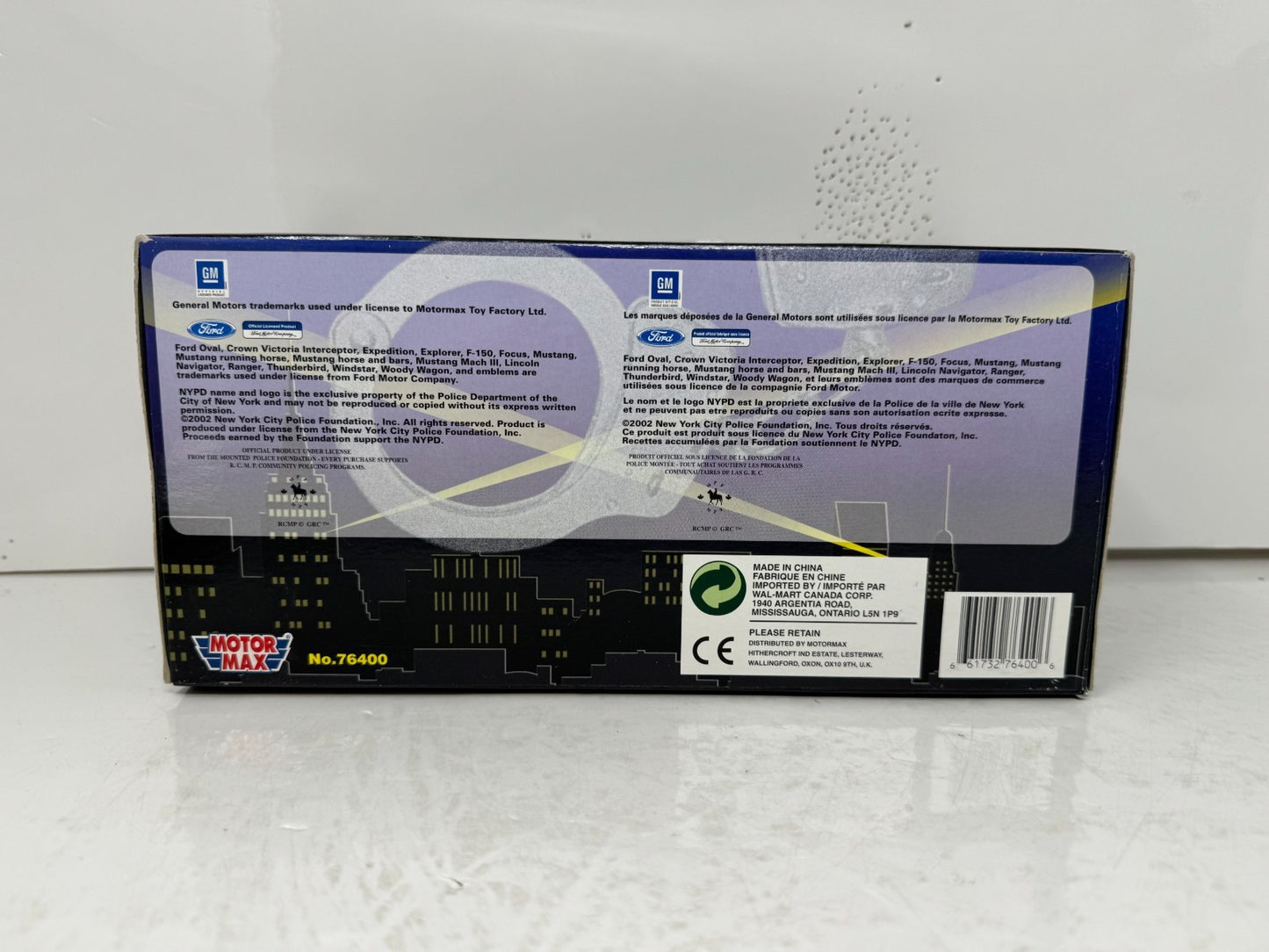 Motormax RCMP Ford Crown Victoria Police Car 1:24 Diecast Law Enforcement