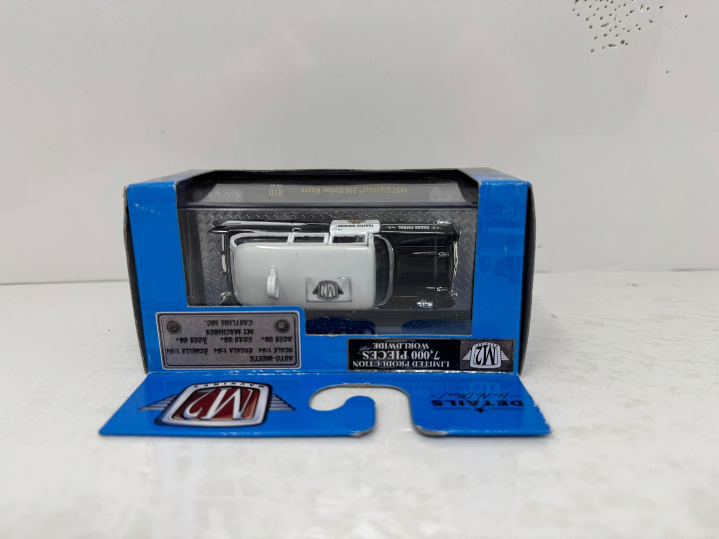 M2 Machines Auto Meets 1957 Chevrolet 210 Station Wagon 1:64 Diecast