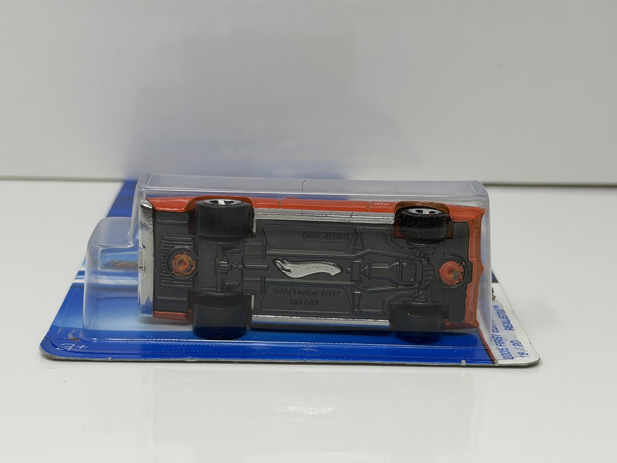 Hot Wheels Realistix 2005 First Editions 1969 Pontiac GTO 1:64 Diecast Orange