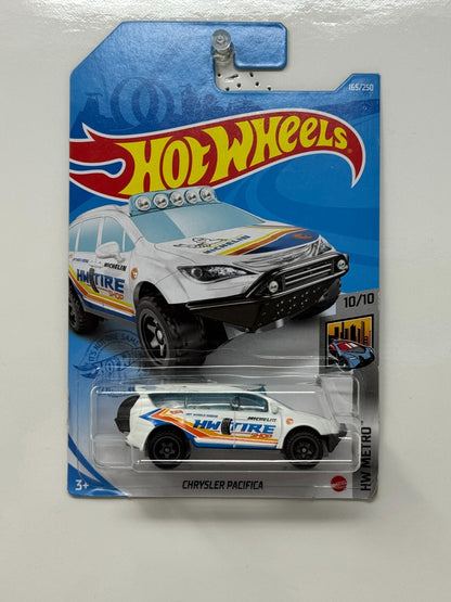 Hot Wheels Treasure Hunt HW Metro Chrysler Pacifica 1:64 Diecast