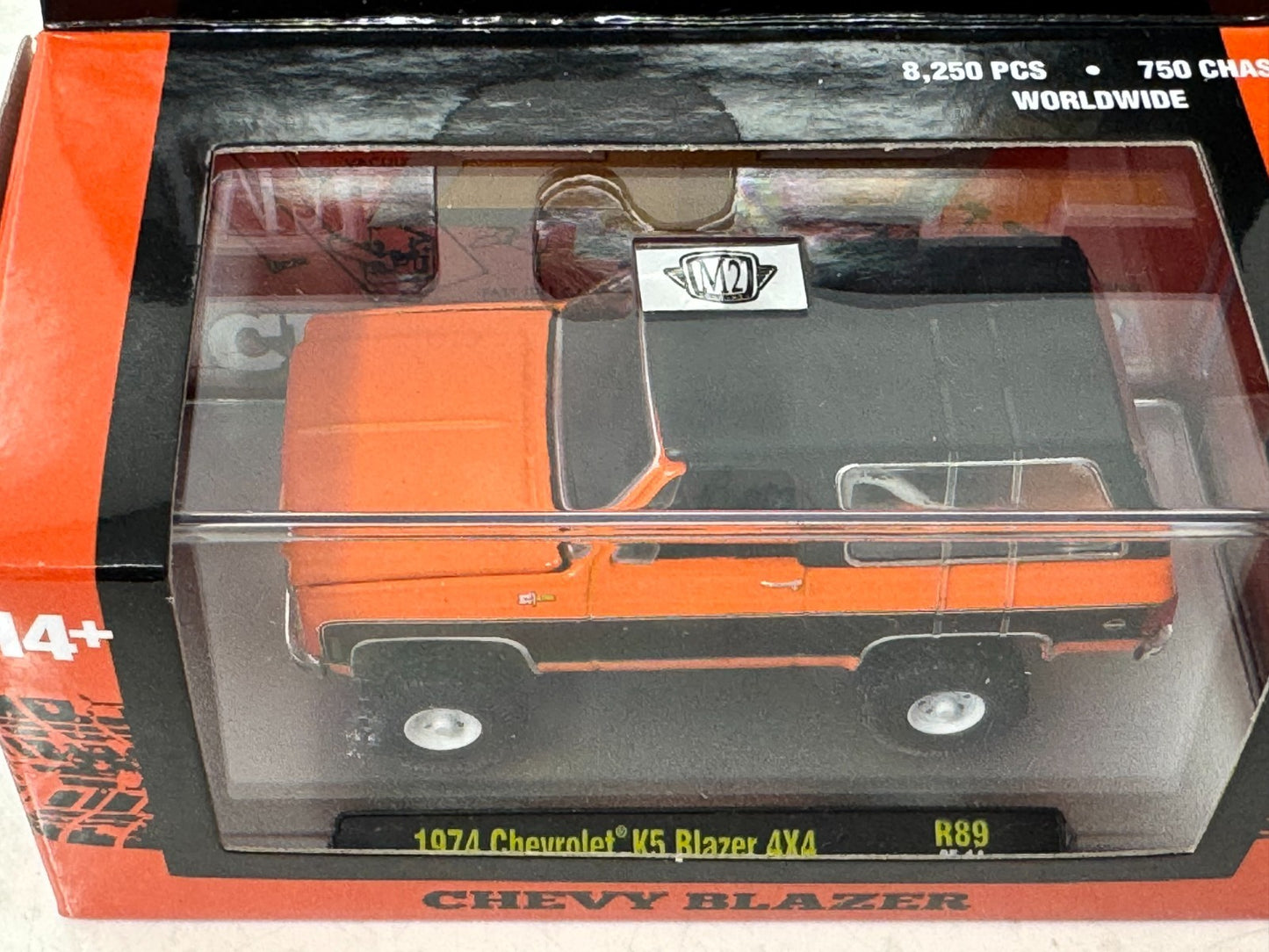 M2 Machines 1974 Chevrolet K5 Blazer 4x4 1:64 Diecast