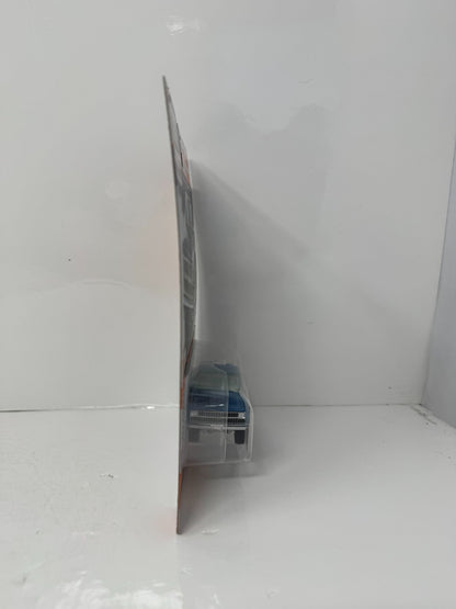 Auto World Muscle Trucks 1981 Chevy Silverado Stepside Blue 1:64 Diecast
