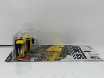 Hot Wheels Trucks Chevy Silverado 1:64 Diecast Real Riders