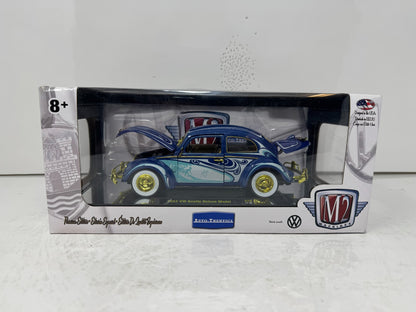 M2 Machines 1952 Volkswagen Beetle Deluxe Model CHASE 1:24 Diecast Gold Rims