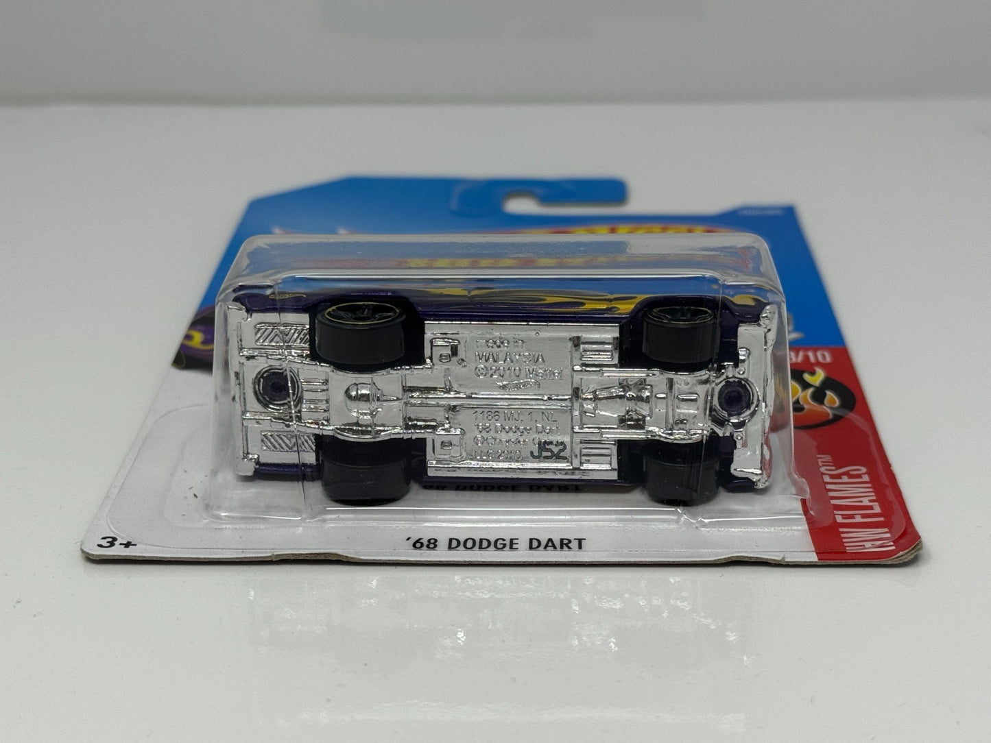 Hot Wheels Flames 1968 Dodge Dart 1:64 Diecast Purple