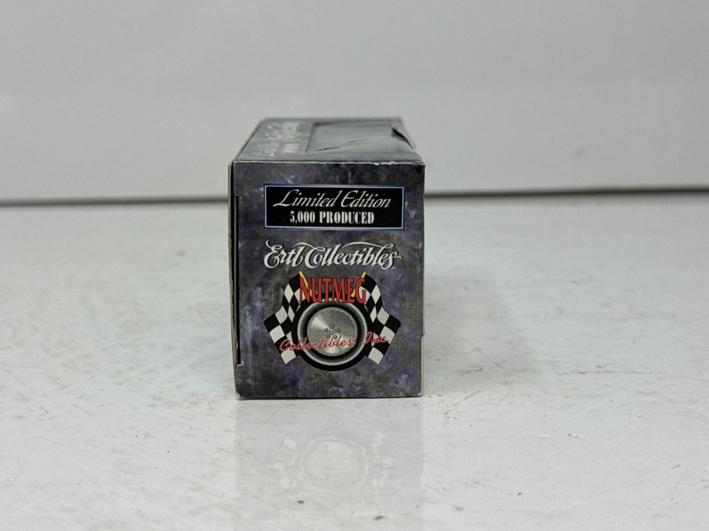 Ertl Nutmeg Modified Legend Jim Shampine #8 1:64 Diecast Car 1997 Limited 5000