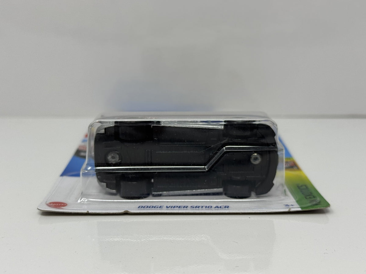 Hot Wheels HW Exotics Dodge Viper SRT10 ACR 1:64 Diecast Silver