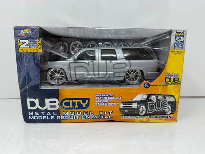 Jada Dub City 2000 Chevy Suburban Gray Metal Model Kit 1:24 Diecast