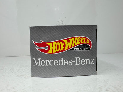 Hot Wheels Premium Mercedes-Benz 4-Pack Collector Diorama Set 1:64 Diecast