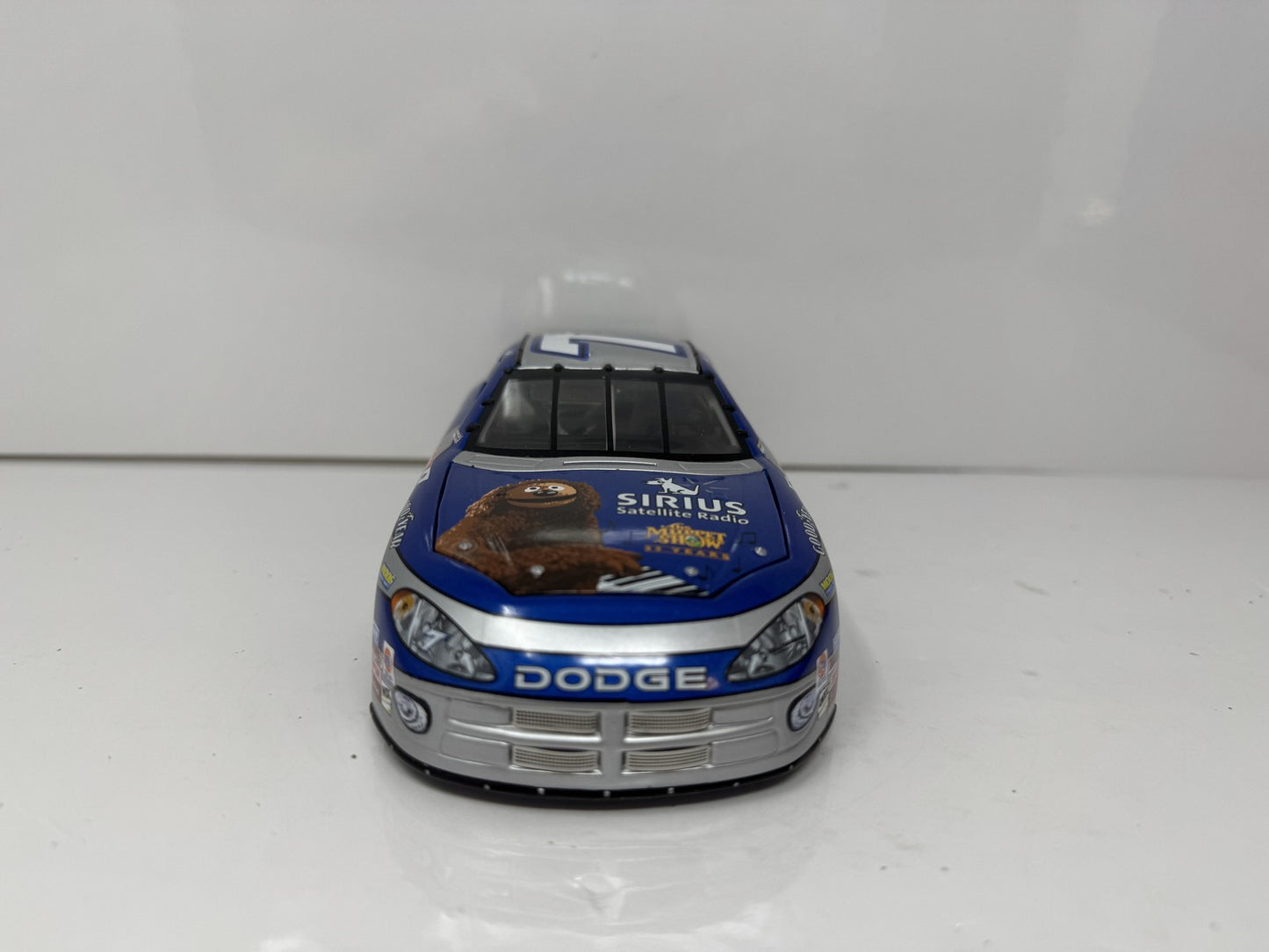 Action Nascar Casey Atwood #7 Sirius Muppets 2002 Dodge Intrepid 1:24 Diecast