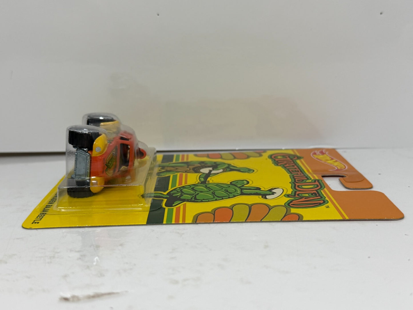 Hot Wheels Grateful Dead Volkswagen Baja Beetle 1:64 Diecast Real Riders