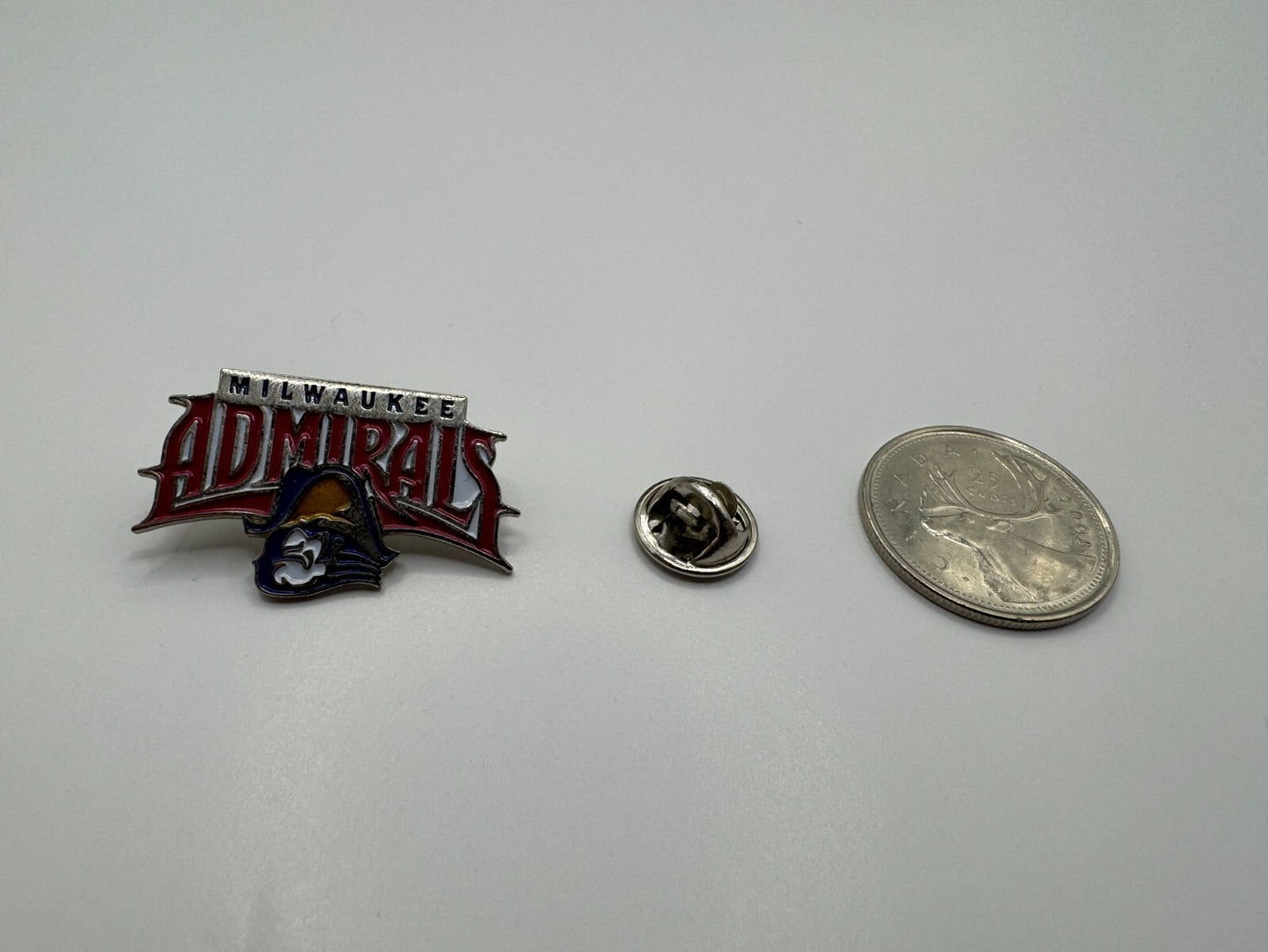 Milwaukee Admirals AHL Hockey Team Logo Lapel Pin UDT1