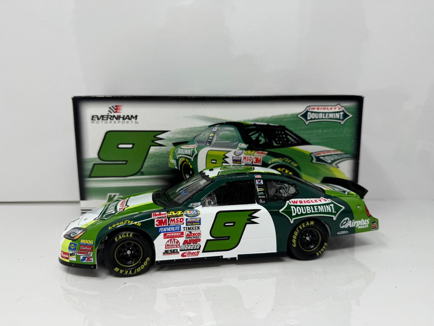 Motorsports Authentics NASCAR Kasey Kahne #9 Doublemint '07 Charger 1:24 Diecast