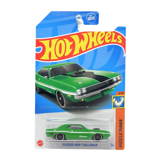 Hot Wheels Muscle Mania 1970 Dodge Hemi Challenger 1:64 Diecast Green V2