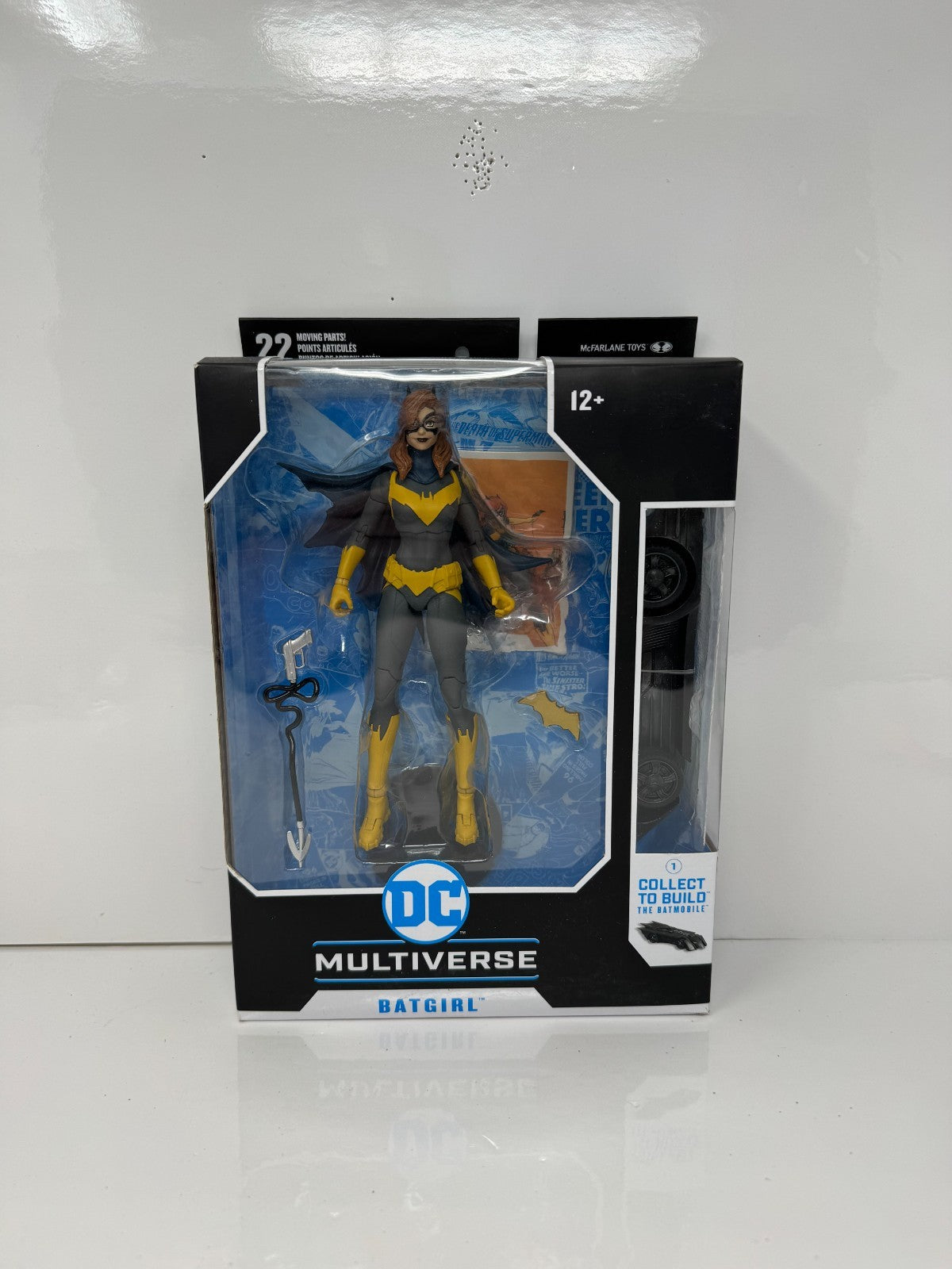 McFarlane DC Multiverse Batgirl Art of Crime Figure w/ Batmobile BAF