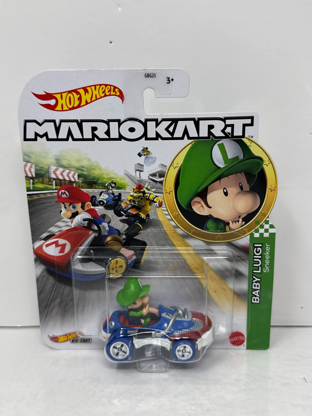 Hot Wheels Mario Kart Baby Luigi Sneeker 1:64 Diecast