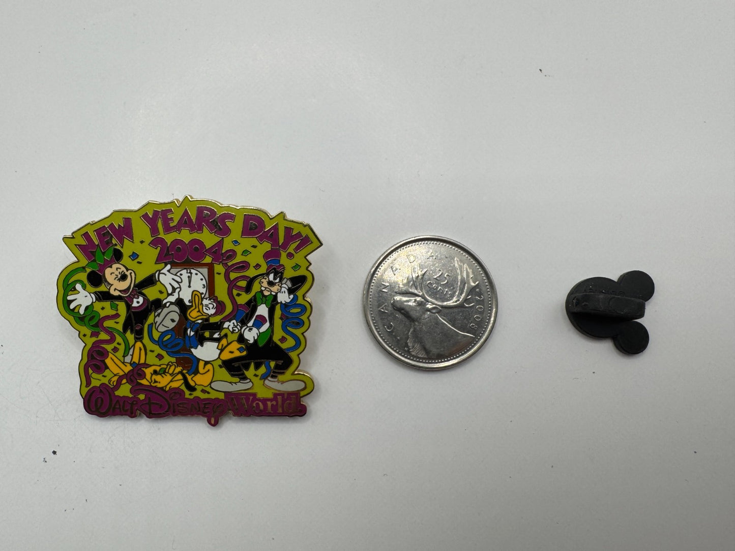 WDW Disney Mickey, Donald, Pluto & Goofy New Years Day 2004 Trading Pin DC1S5