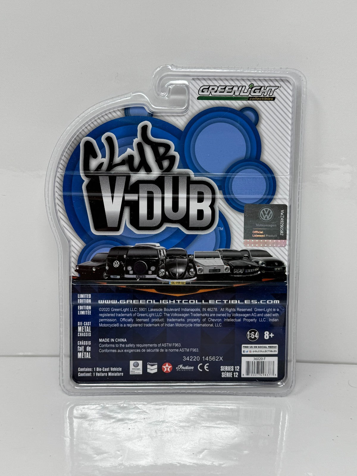 Greenlight Club V-Dub Classic Volkswagen Beetle 1:64 Diecast