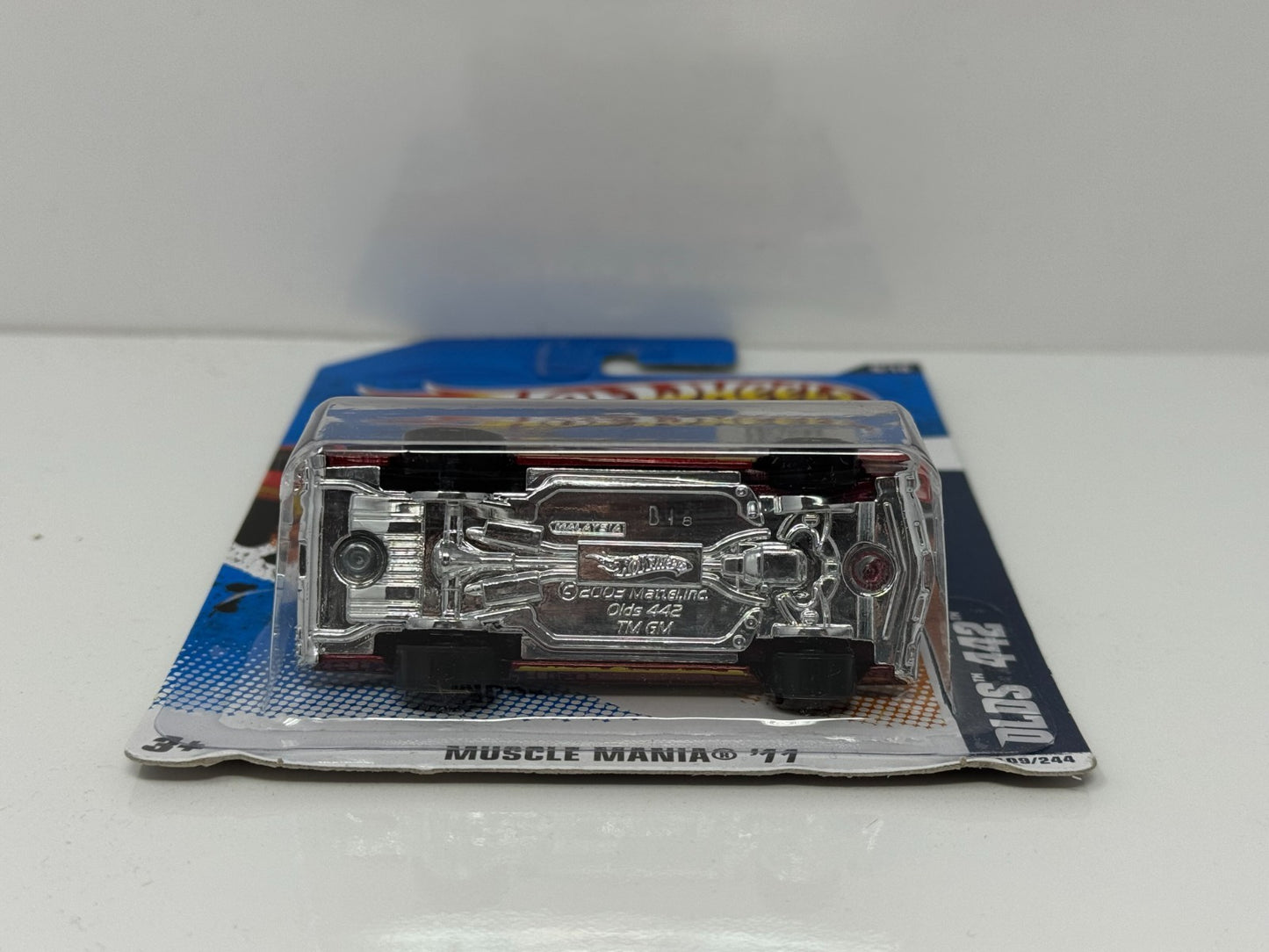 Hot Wheels Muscle Mania 1970 Oldsmobile 442 1:64 Diecast Factory Sealed Red
