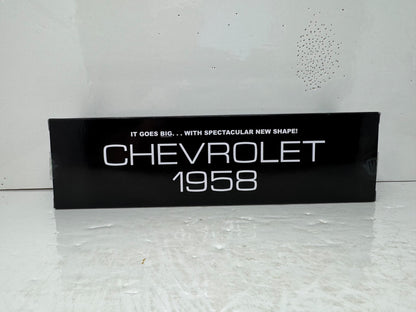 M2 Machines 1958 Chevrolet Impala & 1958 Chevy LCF Hauler 1:64 Diecast