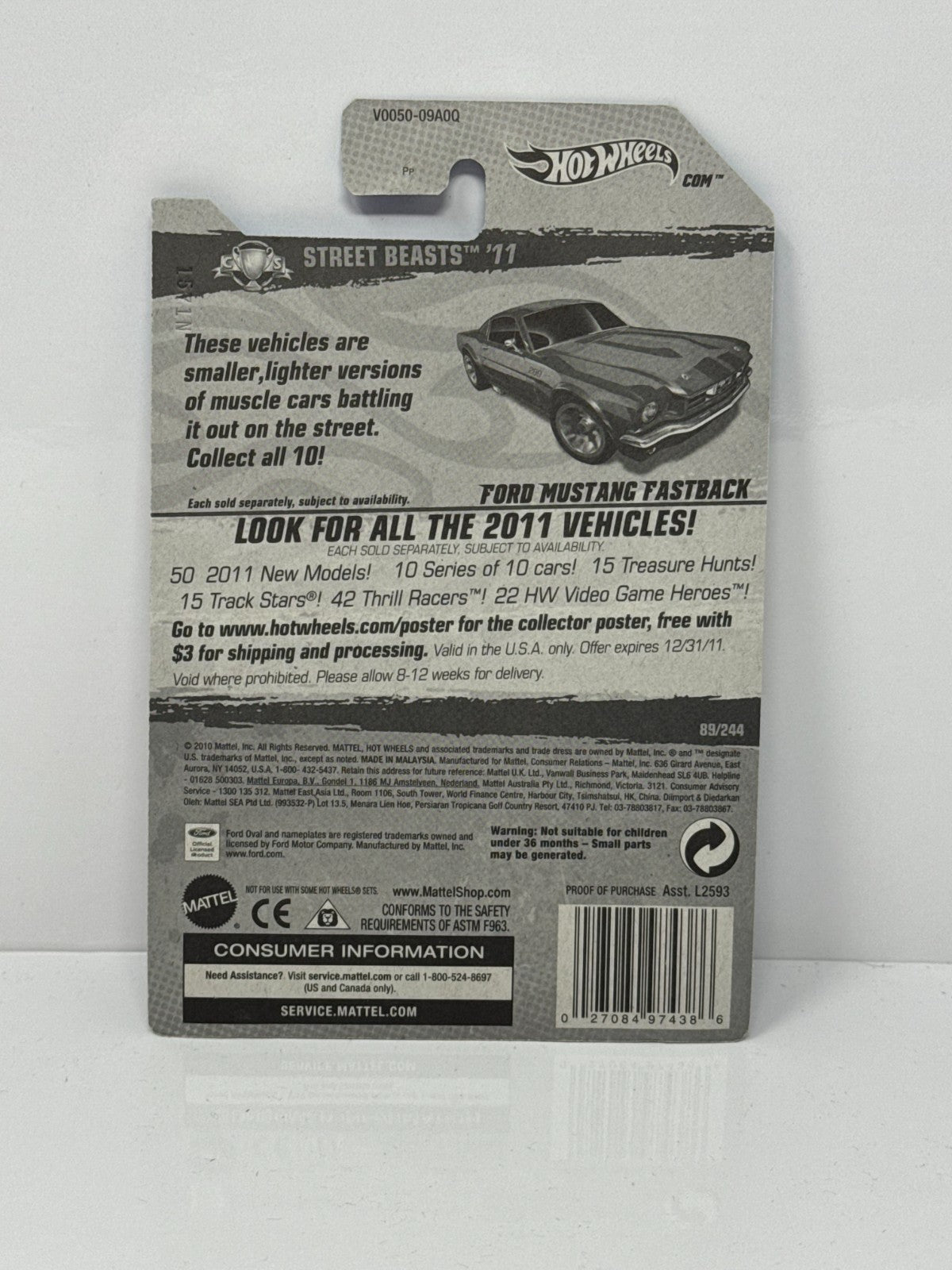 Hot Wheels Street Beasts Ford Mustang Fastback 1:64 Diecast Blue