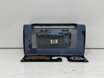 M2 Machines Squarebody Syndicate 1973 GMC Vandura 4x4 1:64 Diecast