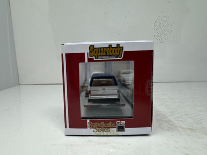M2 Machines Squarebody Syndicate GMC Sierra 3500 & GMC Jimmy Sierra 1:64 Diecast