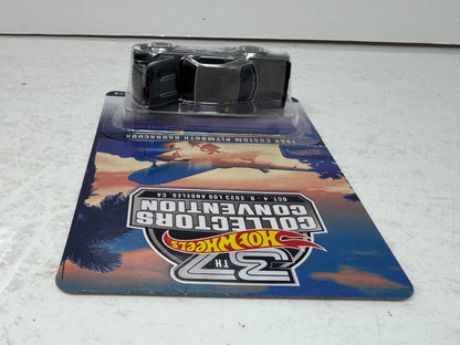 Hot Wheels Collectors Convention 1968 Custom Plymouth Barracuda 1:64 Diecast