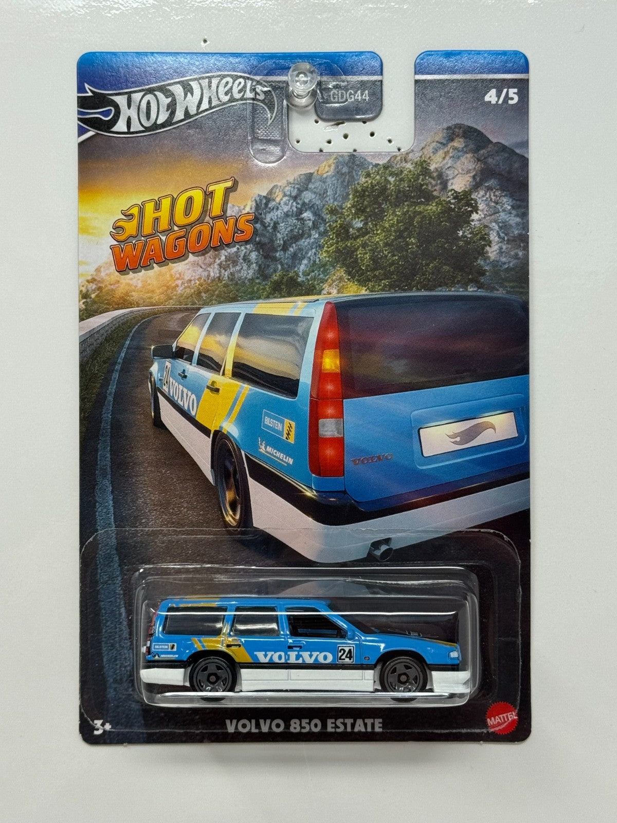 Hot Wheels Hot Wagons Volvo 850 Estate 1:64 Diecast