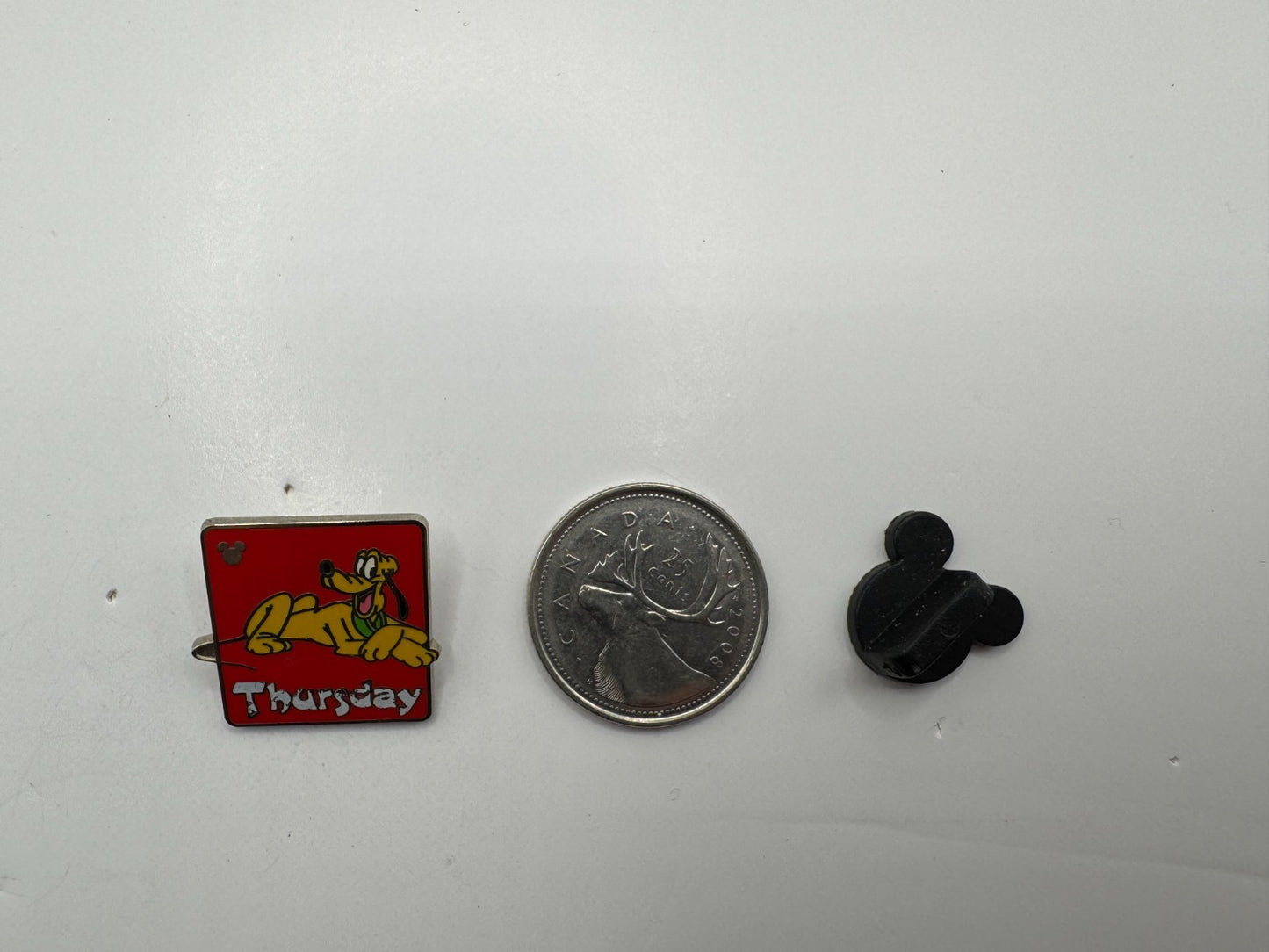 WDW Disney Thursday Pluto Days of the Week Hidden Mickey Trading Pin DC1S10