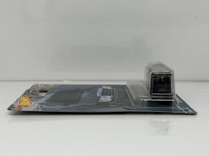 Hot Wheels Premium Canyon Warriors Mercedes-Benz 500 E CHASE 0/5 1:64 Diecast