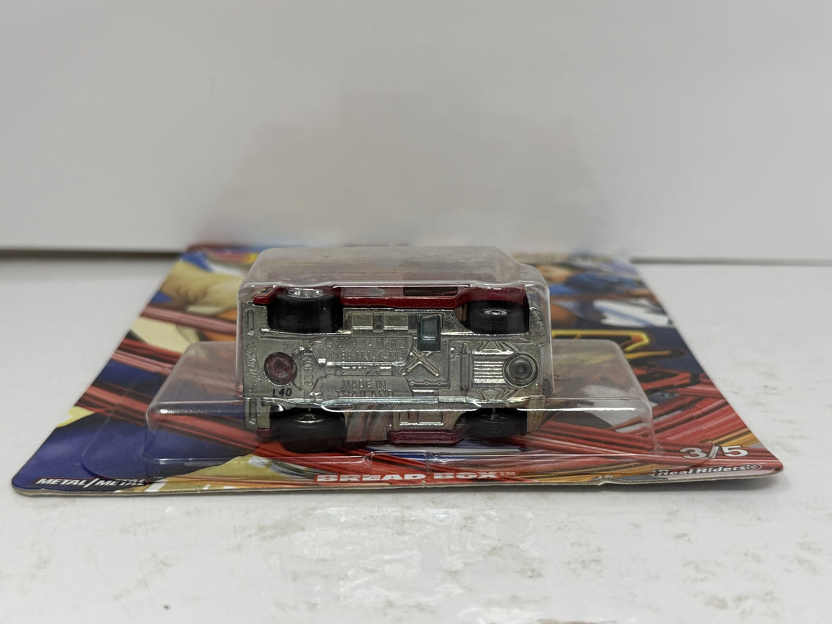 Hot Wheels Street Fighter V Bread Box 1:64 Diecast Real Riders