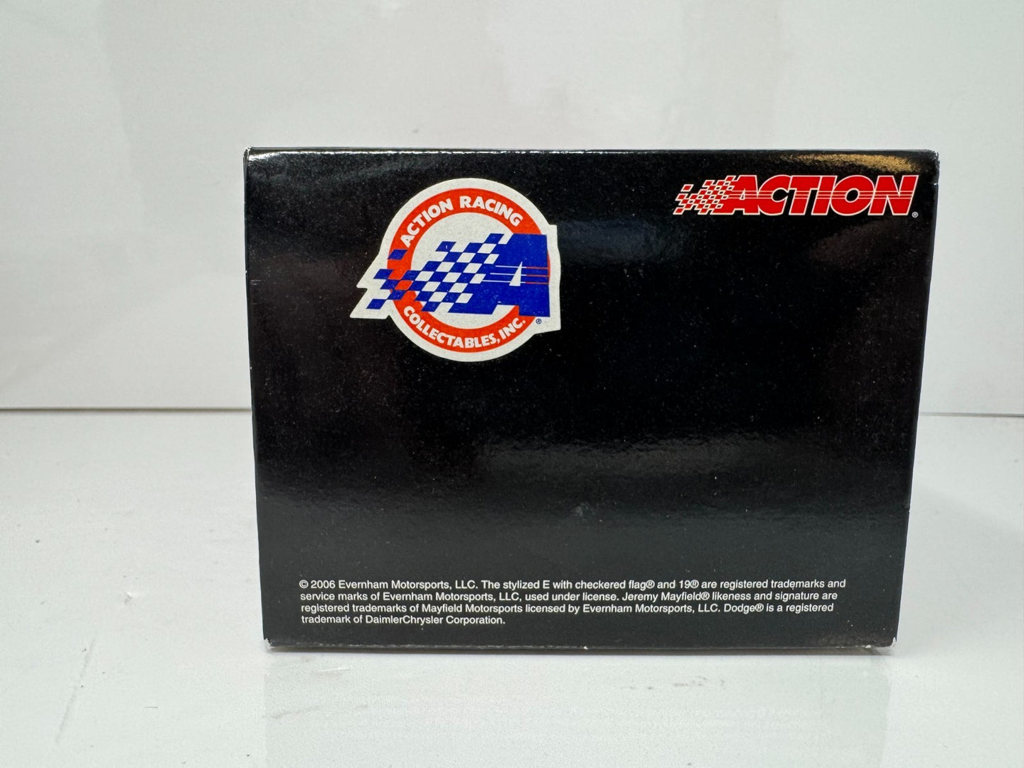 Action NASCAR Jeremy Mayfield #19 Dodge Dealers 2006 Dodge Charger 1:24 Diecast