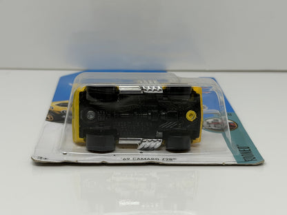 Hot Wheels Tooned 1969 Chevrolet Camaro Z28 1:64 Diecast Yellow