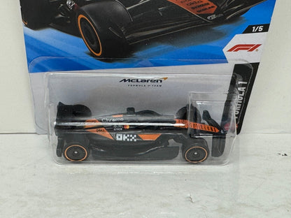 Hot Wheels Formula 1 McLaren F1 Team Car 1:64 Diecast