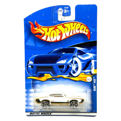 Hot Wheels Olds 442 1:64 Diecast White